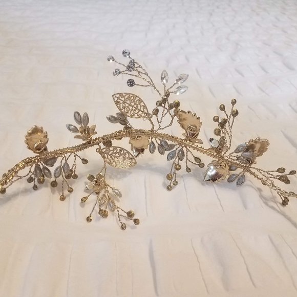 Gold Floral Headpiece - Picture 7 of 14